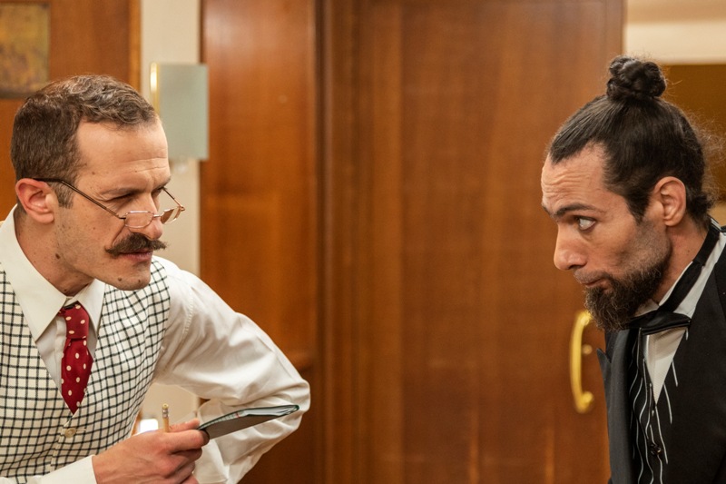 Τα παπούτσια του βαρύτονου έρχονται στη GNO TV