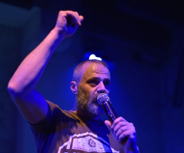 Νεκρός σε τροχαίο ο μουσικός Οδυσσέας Τσιαμπόκαλος των Razastarr