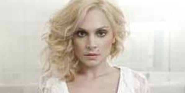 Η ΕΛΕΟΝΩΡΑ ΖΟΥΓΑΝΕΛΗ ΣΤΟ ΘΕΑΤΡΟ ΒΡΑΧΩΝ ΚΑΙ ΣΤΟ e-tetRadio