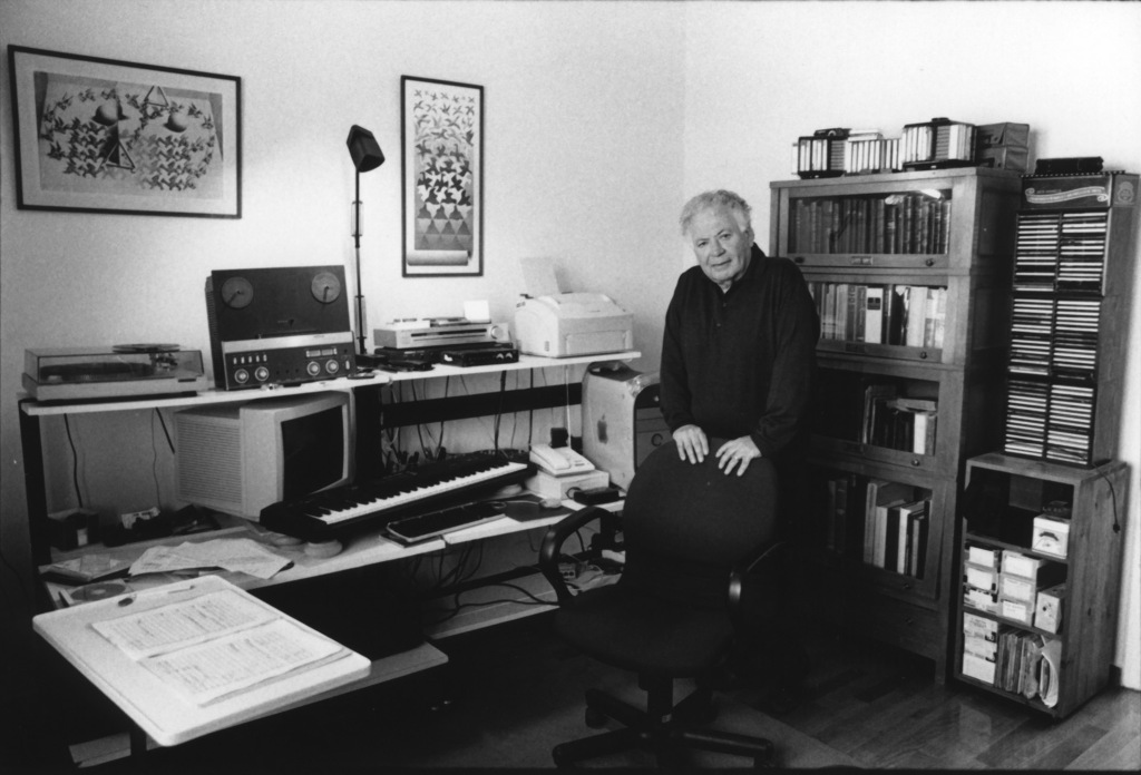 Αφιέρωμα στον Μιχάλη Αδάμη στην Εναλλακτική Σκηνή της ΕΛΣ