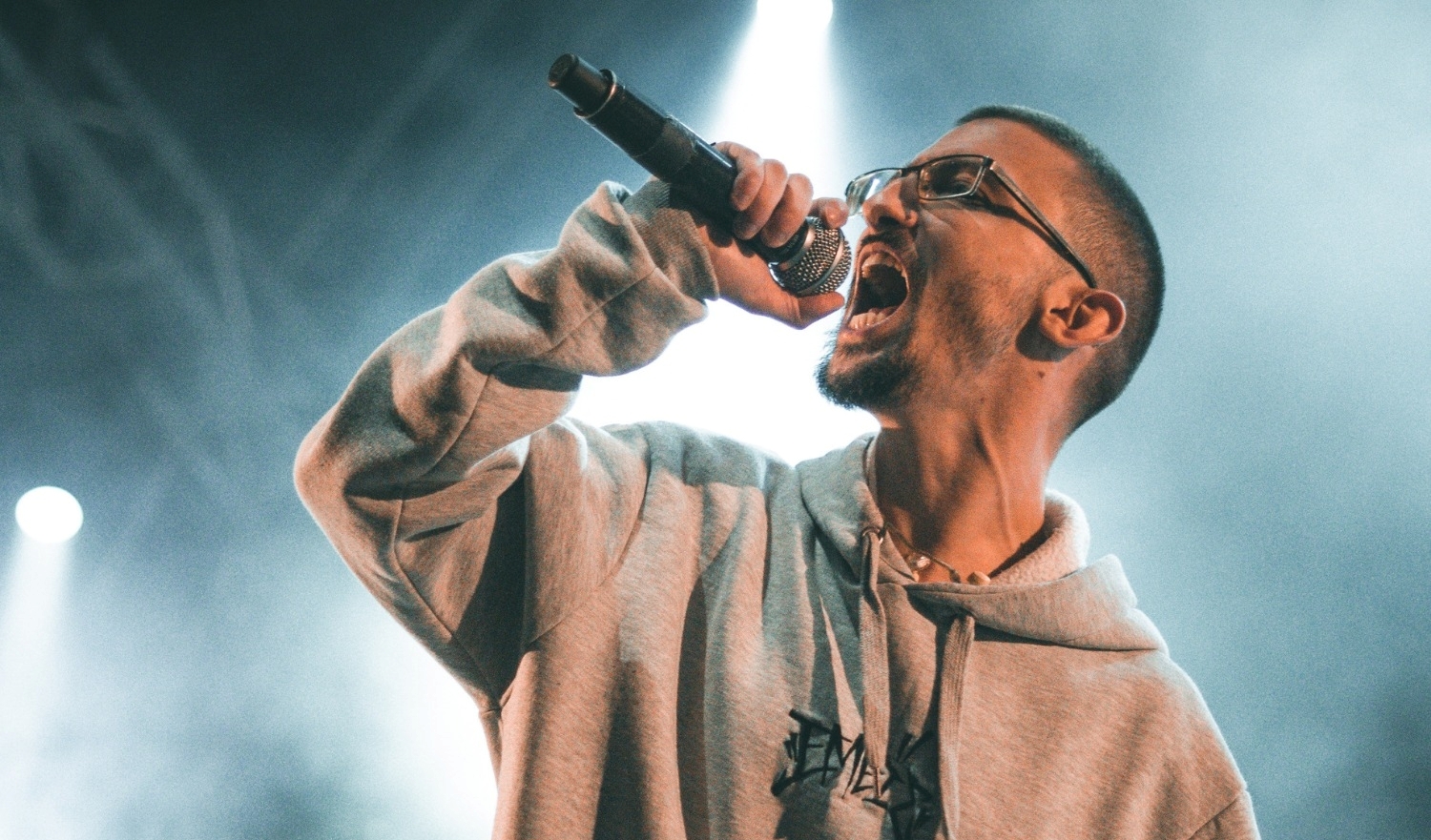 Στο γήπεδο της Νέας Σμύρνης μεταφέρεται η συναυλία του  Bloody Hawk