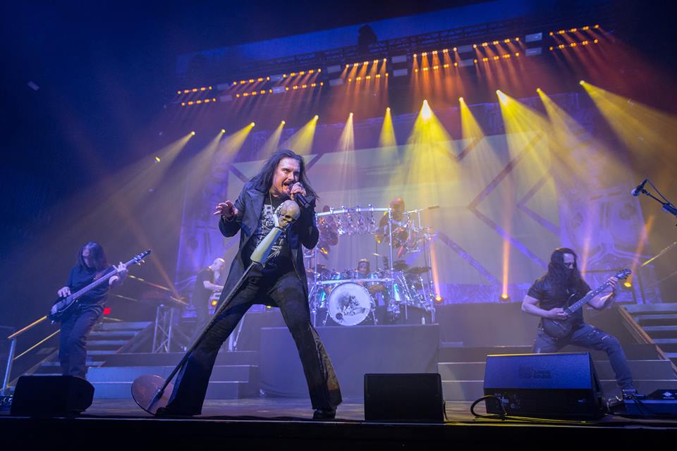 Dream Theater για τους λάτρεις του... κλασικού metal