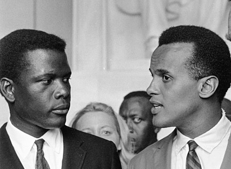 Η δια βίου φιλία του Belafonte και του Sidney Poitier: «Ήταν πιο κοντά από αδέρφια»