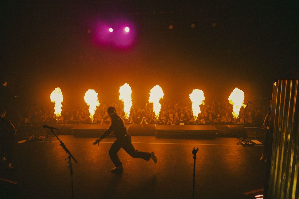 Οι While She Sleeps στο Release 2025