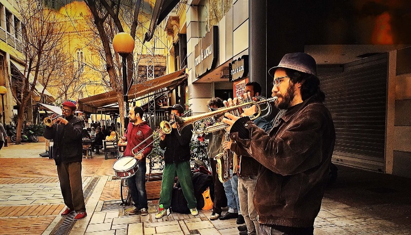 «Η μουσική στον δρόμο αποτελεί αναπόσπαστο κομμάτι της τέχνης και της δημιουργίας»