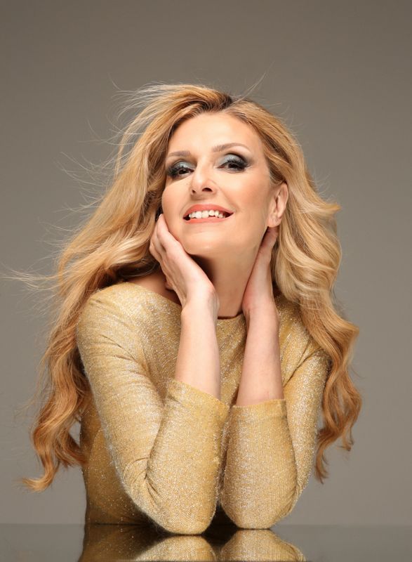 Dalida - La vida με την Όλγα Βενέτη στο θέατρο Παλλάς