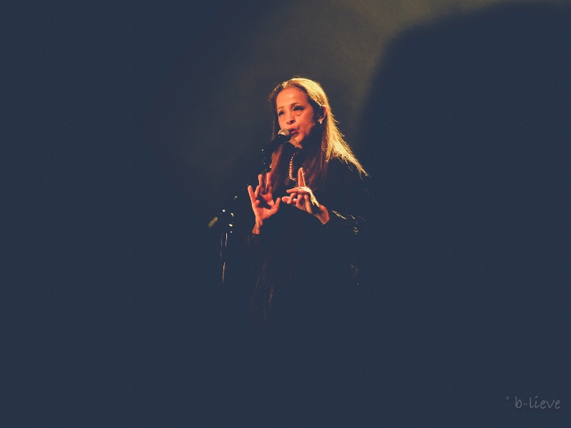 Η Perla Batalla στο θέατρο Παλλάς 