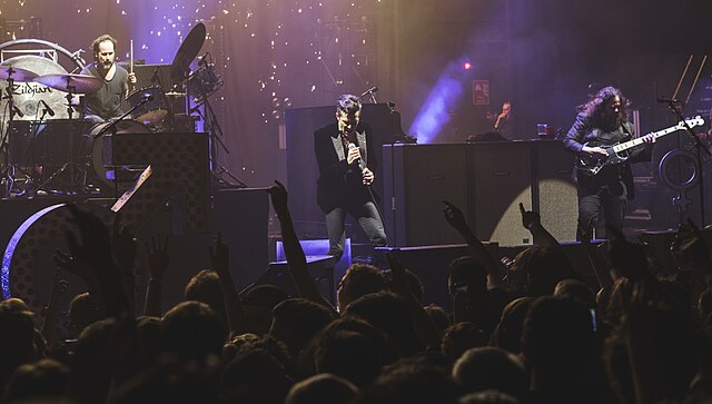 Οι Killers ανακοινώνουν τη συλλογή «Rebel Diamonds» 