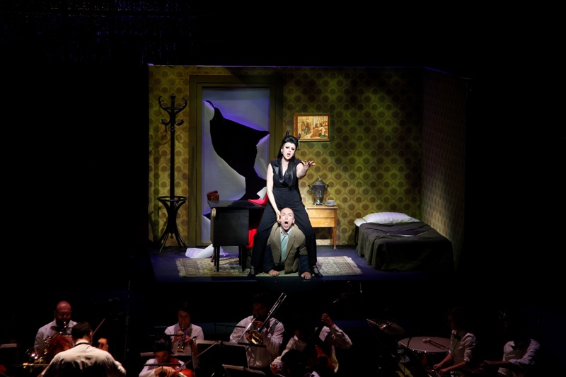 Η Σατανερί του Θεόφραστου Σακελλαρίδη στη GNO TV