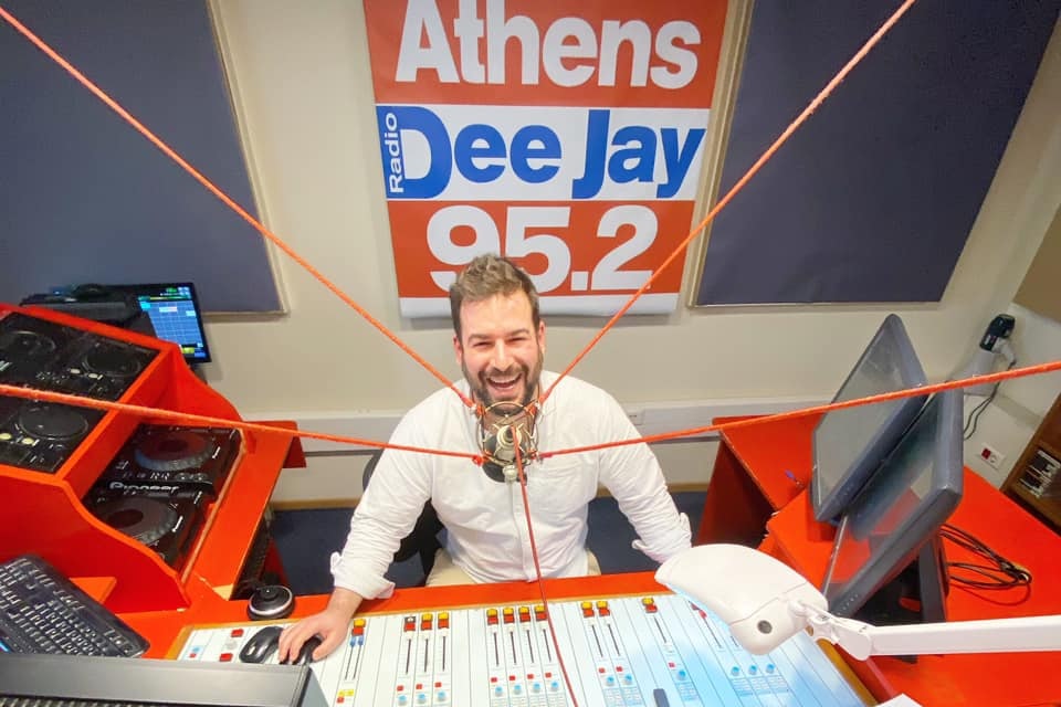 «Ντέρμπι» στα νεανικά κοινά με νικητή τον Athens DeeJay 95.2