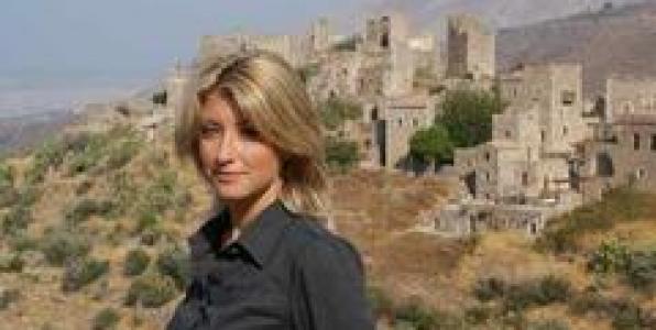 ΣΙΑ ΚΟΣΙΩΝΗ: «ΤΟ ΕΝΗΜΕΡΩΤΙΚΟ ΡΑΔΙΟΦΩΝΟ, ΦΥΣΙΚΟΣ ΜΟΥ ΧΩΡΟΣ»