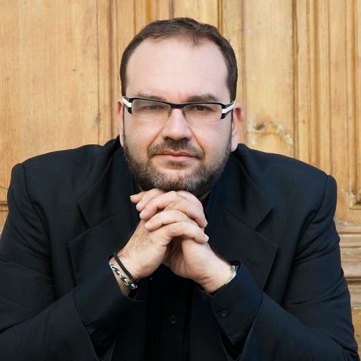 Η ΚΟΑ παρουσιάζει τις «Μεγάλες Ώρες» του Ανδρέα Κατσιγιάννη