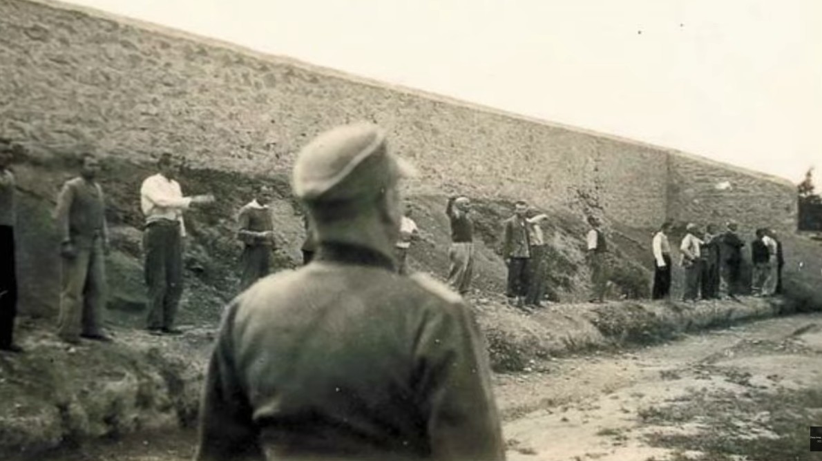 Ο Σταμάτης Μορφονιός έγραψε τραγούδι για τις φωτογραφίες από την Καισαριανή