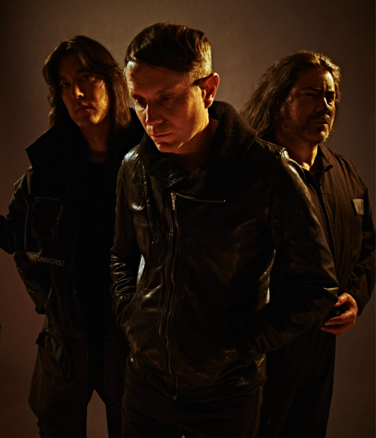 Οι Health έρχονται για πρώτη φορά στην Ελλάδα