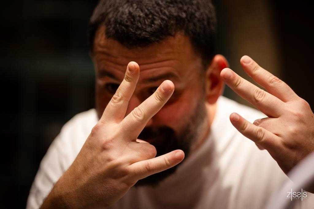 Οι Andri J και ΚΞ στο Caja de Musica