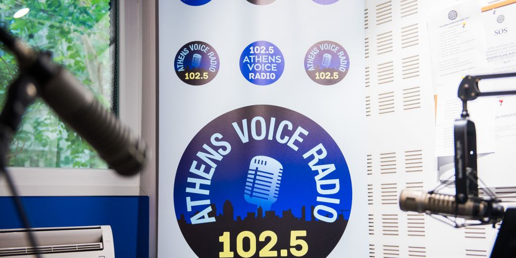 Τις καλύτερες μουσικές παίζει ο Athens Voice 102.5...