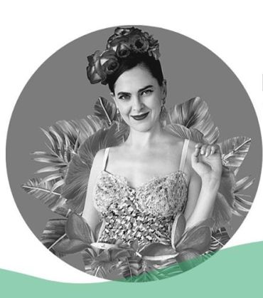 Η Ρένα Μόρφη στην ταράτσα του Gazarte