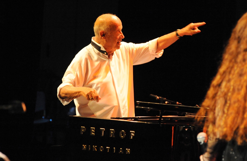 Ένας αιώνας Μίμης Πλέσσας 