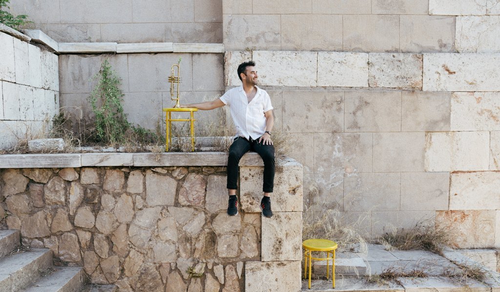 Ανδρέας Πολυζωγόπουλος: «Έμπνευσή μου αποτελεί οτιδήποτε με κάνει να νιώσω κάτι δυνατό»  