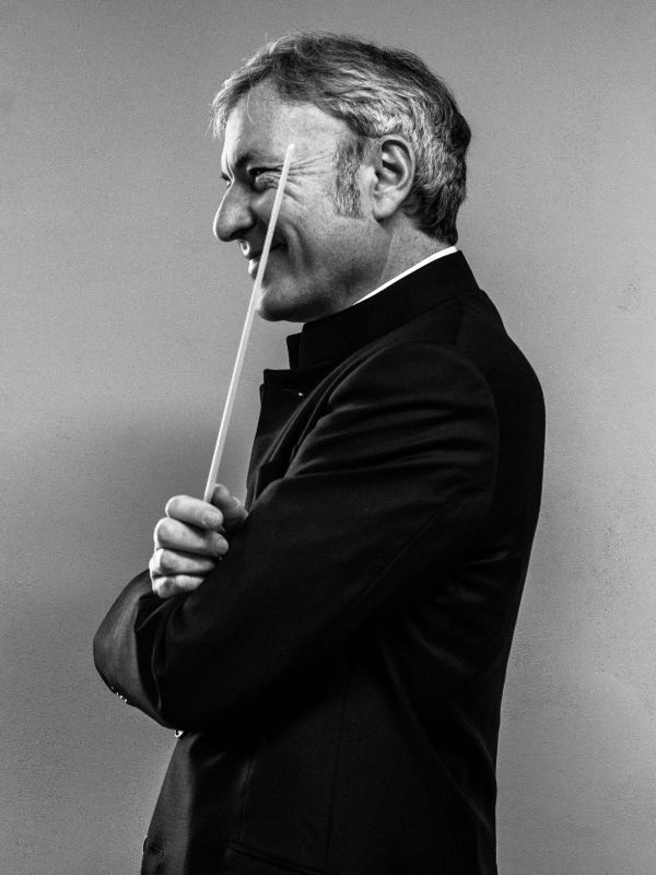 Ο Πιερ Κάρλο Ορίτσιο με την Κρατική Ορχήστρα Αθηνών στο Μέγαρο Μουσικής