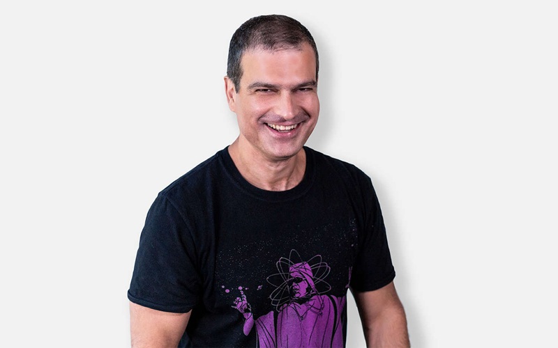 Από τη νυχτερινή στην πρωινή ζώνη του En Lefko 87.7 ο Μανώλης Οικονόμου