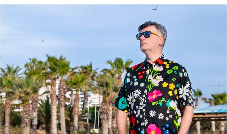 Οι πρώτοι σταθμοί της καλοκαιρινής περιοδείας του Φοίβου Δεληβοριά