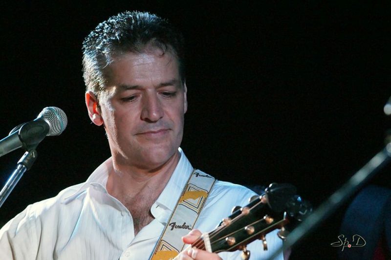 Ο Παύλος Καρποδίνης στο Γυάλινο Up Stage  