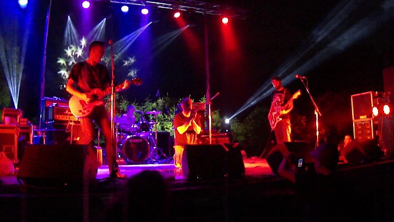 20ωρο video για τα 30 χρόνια του Κενού Δικτύου και του Indie Free Festival