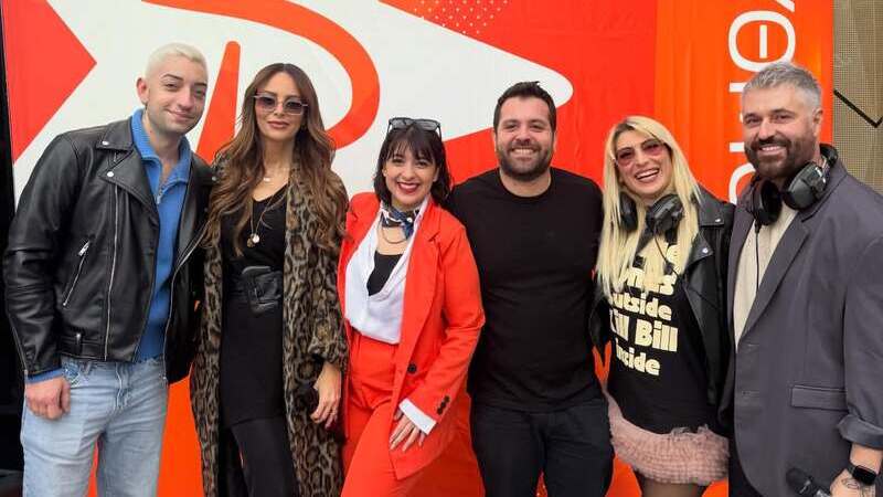 Μόνος πρώτος ο ΣΚΑΪ 100.3, «άλμα» ανόδου για τα δύο ραδιόφωνα του ΑΝΤ1