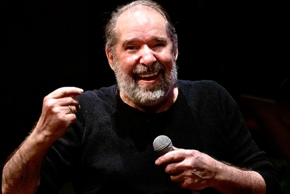 Ο Θέμης Ανδρεάδης για πρώτη φορά στο Κύτταρο