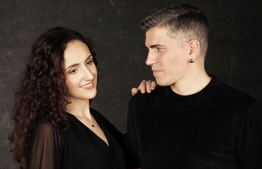 Ο Θοδωρής Νικολάου και η Δήμητρα Σελεμίδου στην Αγγλικανική Εκκλησία 