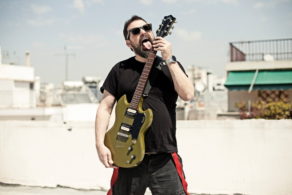 Ο Σπύρος Γραμμένος στο club Σταυρό του Νότου