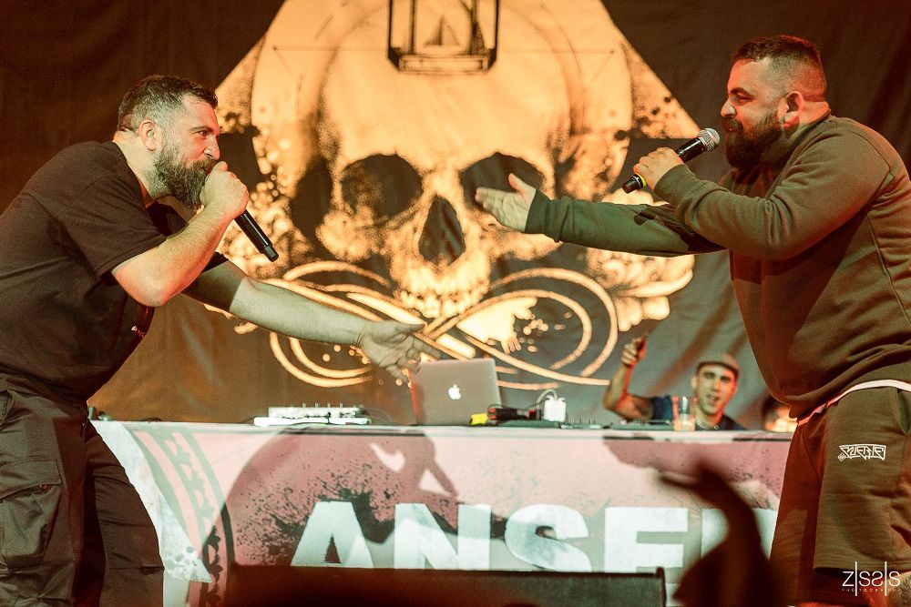 Ο Anser και ο Buzz «βάζουν φωτιά» στην Αθήνα