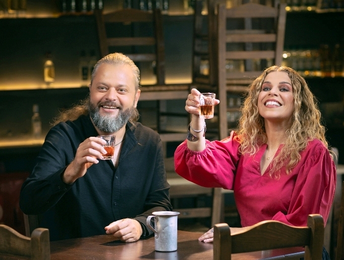 Ίκαρη - Ζερβάκης: «Η μουσική είναι το πιο αληθινό σημείο συνάντησης που γνωρίζουμε»