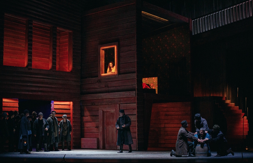 Δείτε τις εντυπωσιακές φωτογραφίες από τις πρόβες της Λαίδης Μάκβεθ