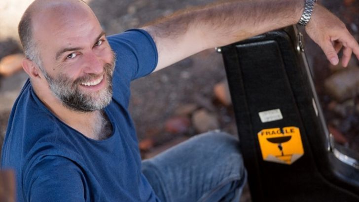 Ο Μπάμπης Στόκας στο φεστιβάλ Ηλιούπολης