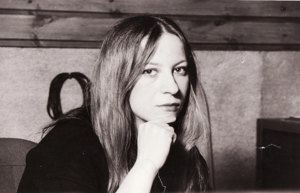 Λένα Πλάτωνος, Σαβίνα Γιαννάτου και Γιάννης Παλαμίδας στο Θέατρο Δόρα Στράτου