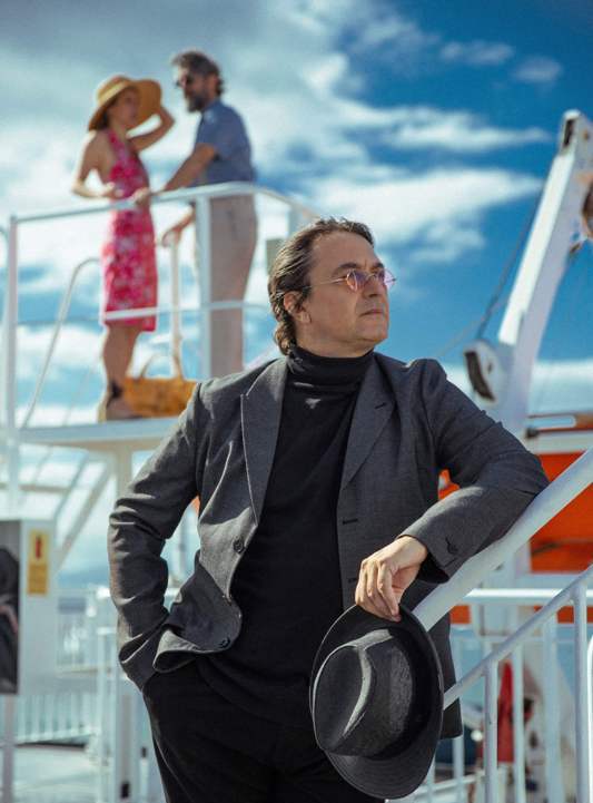 «Κατάστρωμα Α» για τον Γιάννη Κότσιρα στο Θέατρο Ακροπόλ