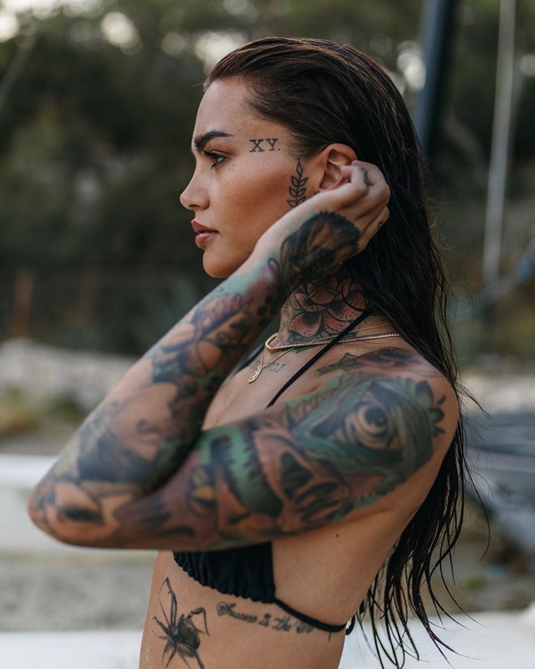 Η Remelie στην «Ακτή του Ήλιου»