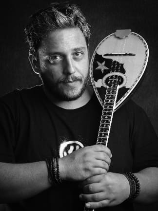 Ο Γιάννης Αδάμος στο Faust