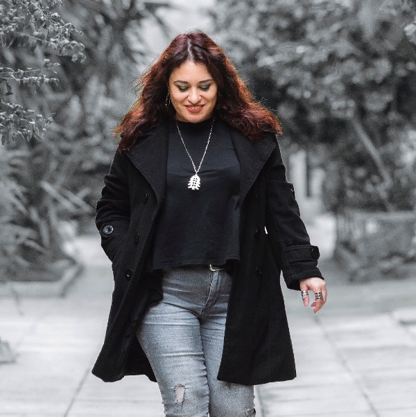 Η Ντένια Κουρούση στη μουσική σκηνή «Σφίγγα»