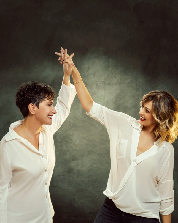 Η Ηρώ και η Ελένη Πέτα στο Σταυρό του Νότου Plus