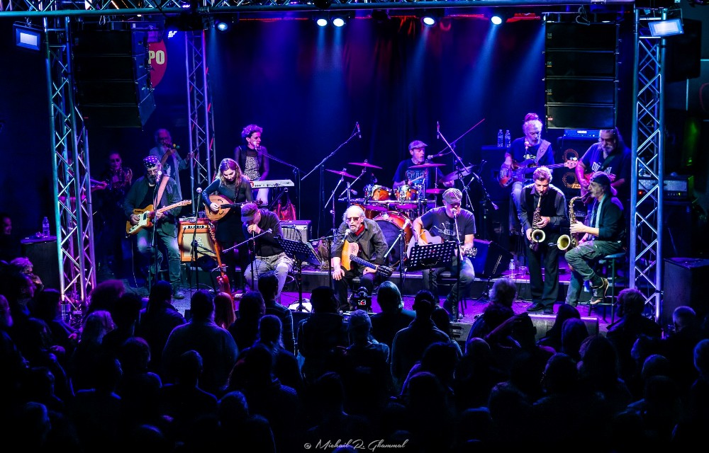 Μήτσος Πουλικάκος και «Γεια σου Τάκη» ξανά στο Κύτταρο