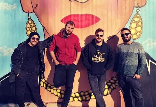 Γκιντίκι και Banda Entopica στο Κύτταρο