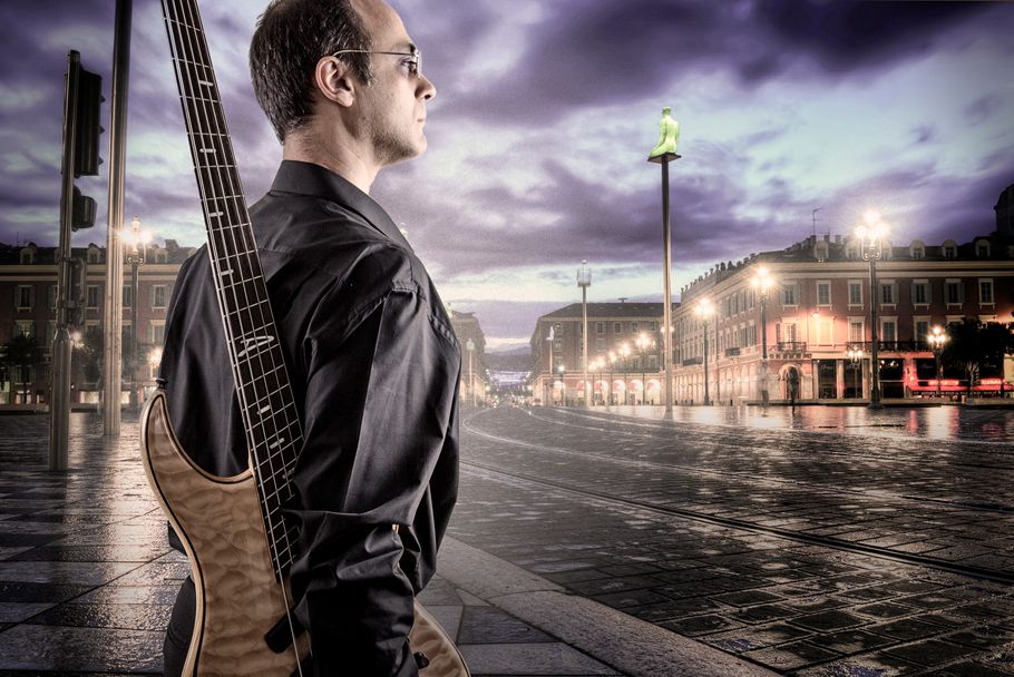 Ο Ed Far και οι Liquid Luck στο Γυάλινο Up Stage