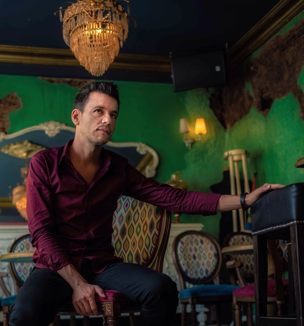 Ο Θανάσης Σκαργιώτης στο Μπαράκι της Διδότου