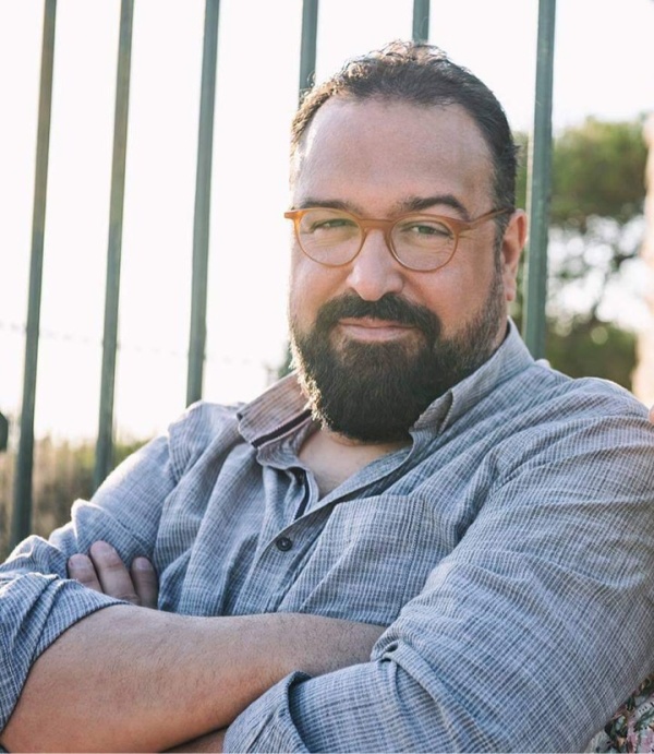 Ο Βαγγέλης Μαχαίρας στο Μπαράκι της Διδότου