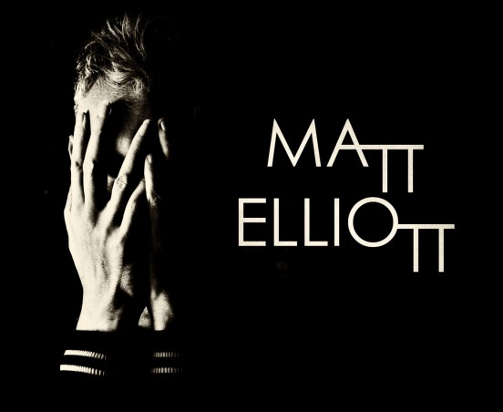 Ο Matt Elliott στο six d.o.g.s