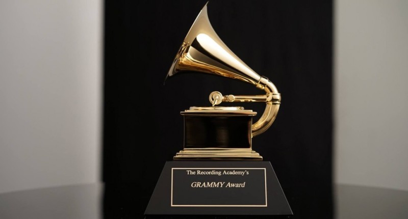 Τον Μάρτιο τελικά τα βραβεία Grammy