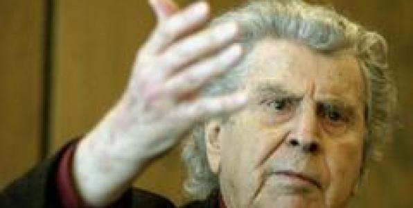 ΧΡΟΝΙΑ ΠΟΛΛΑ ΚΥΡΙΕ ΜΙΚΗ ΘΕΟΔΩΡΑΚΗ!